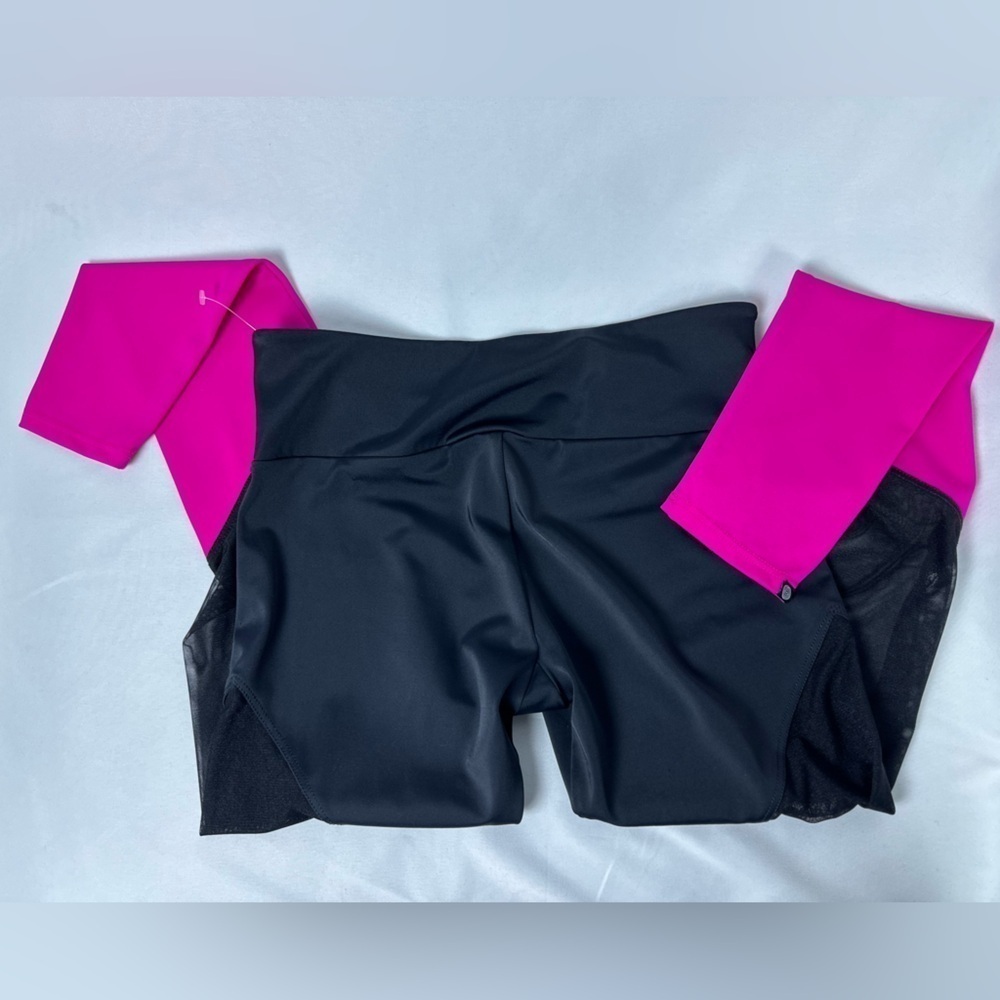 🅽🅴🆆 𝗥𝗔𝗥𝗘 𝐏𝐋𝐀𝐘𝐁𝐎𝐘 x Onzie black fuchsia 💕 mesh track legging, S/M - Picture 17 of 17